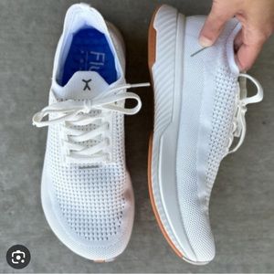 Flux Footwear Adapt Runner 8.5